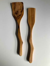 Load image into Gallery viewer, Teak Wavy Spatulas
