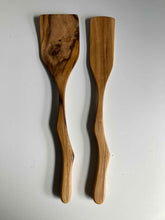 Load image into Gallery viewer, Teak Wavy Spatulas
