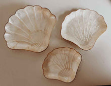 Load image into Gallery viewer, Mother of Pearl Scallop Catch All Set of 3
