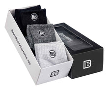 Load image into Gallery viewer, Premium Bamboo Rayon Quarter High Crew Socks
