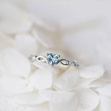 Load image into Gallery viewer, Crystal Decorated Wedding Ring
