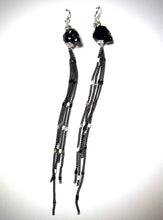 Load image into Gallery viewer, Black Skull drip earrings: silver
