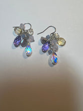 Load image into Gallery viewer, Orchid (purple) earrings
