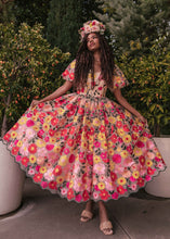 Load image into Gallery viewer, English Garden Dress
