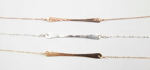 Load image into Gallery viewer, Handlebar hammered bar necklace
